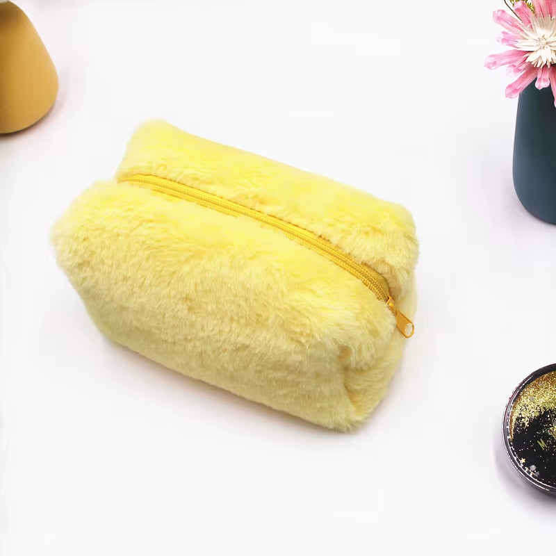 Makeup Bag Cute Cosmetic Bag Plush Pink White Makeup Pouch Travel Toiletry Bag Organizer Puffy Storage Bag for Women